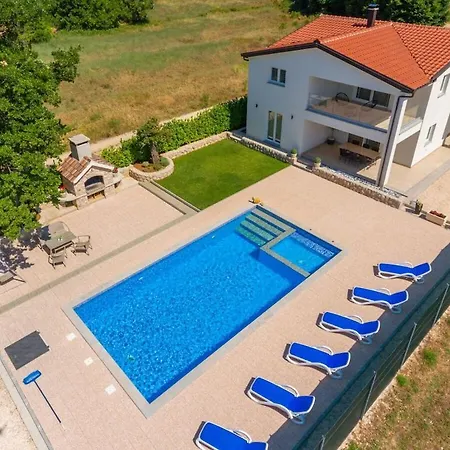 In Imotski With Swimming Pool Ferienhaus *