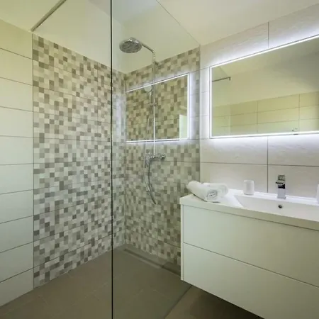 Ferienhaus In Imotski With Swimming Pool *